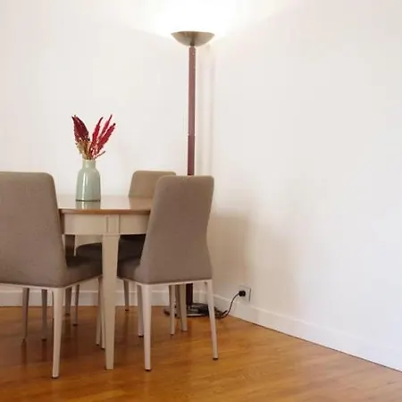 Eiffel Tour - Lovely 2 Bedrooms * 파리